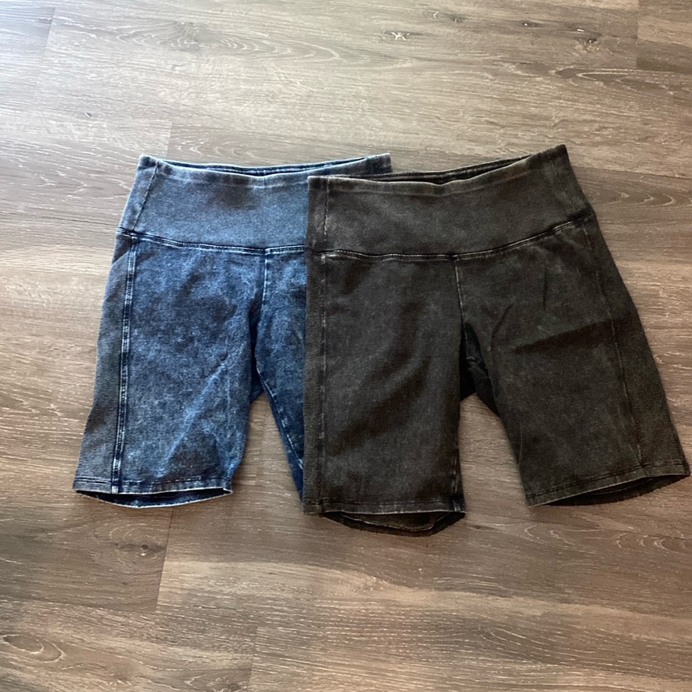 SOLD:MNY size M biker shorts